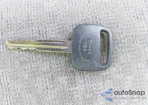 2004 Toyota Corolla Ce z USA, uszkodzony, nr VIN 2T1BR32E74C236925